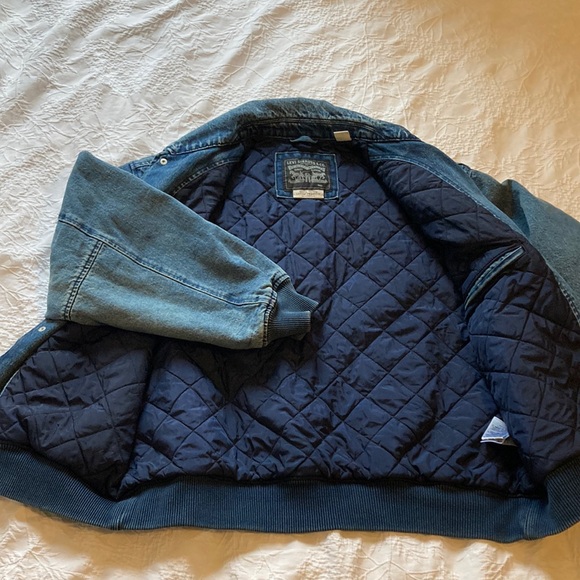 NWT Quilted Levi’s Jacket - Picture 2 of 12